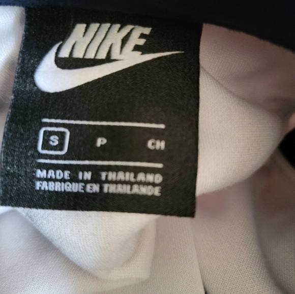 Nike Zip Up Track Jacket - Picture 3 of 3